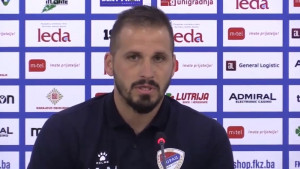 "Da je neko drugi na prvom mjestu i da je stigao toliku razliku, da li bi tad bilo 'guranja'"