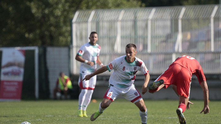 Furiozni start Vukova u drugom poluvremenu presudio Rođenim