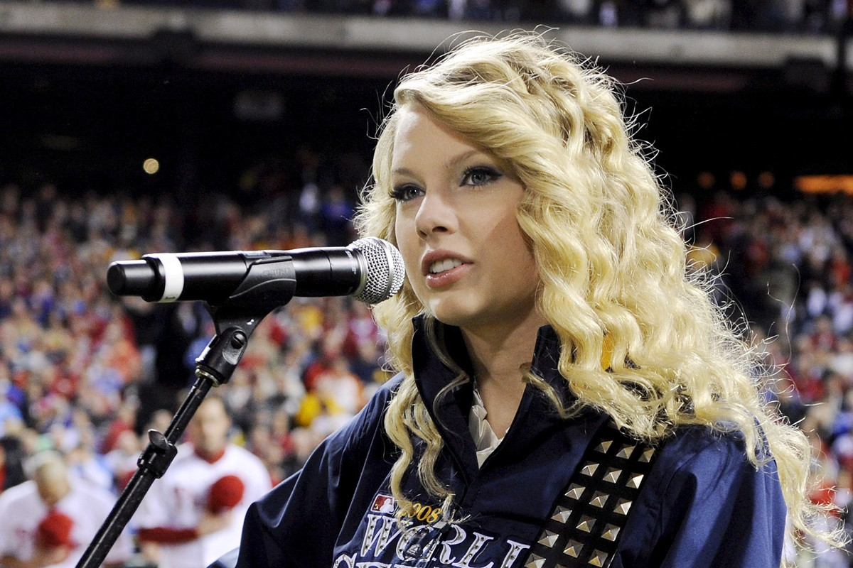 Hoće li se zbog Taylor Swift morati odgoditi kompletno kolo La Lige? Hoće li se zbog Taylor Swift morati odgoditi kompletno kolo La Lige?