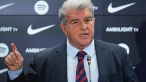Laportin potez ljeta: Zaboravite Haalanda i Kanea, on je odabrao novu Barcinu "devetku"!