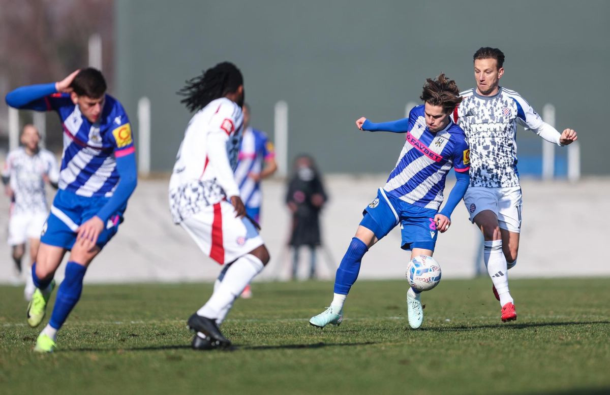 Lokomotiva i Hajduk ponudili spektakl u Kranjčevićevoj, ali Splićani još jednom razočarali navijače Lokomotiva i Hajduk ponudili spektakl u Kranjčevićevoj, ali Splićani još jednom razočarali navijače