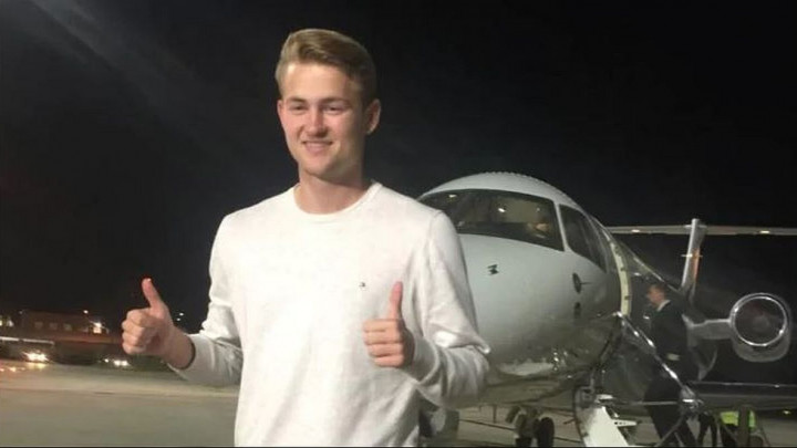 Gotovo je: De Ligt stigao na potpis!