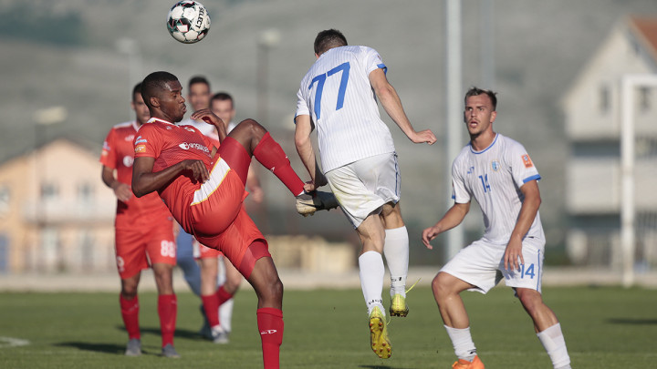 FK Velež je danas iskoristio šanse: Pogledajte kako su Rođeni nadigrali FK Tuzla City