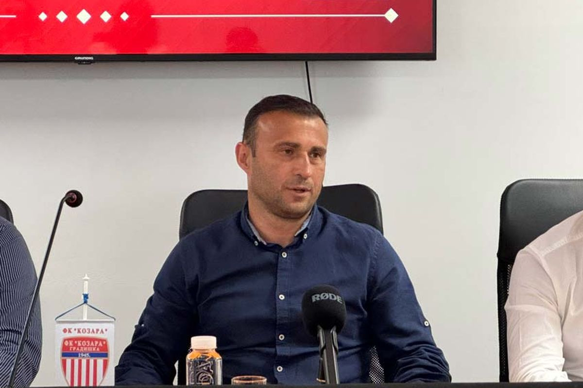 Darko Maletić na klupi ambicioznog tima - U gradu na Savi najavili ofanzivan fudbal Darko Maletić na klupi ambicioznog tima - U gradu na Savi najavili ofanzivan fudbal