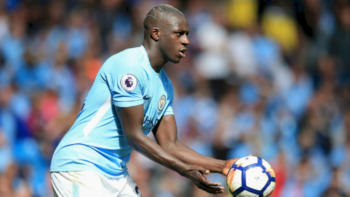 Mendy se svako malo povrijedi, Pep Guardiola ga mijenja mladim bekom iz Španije