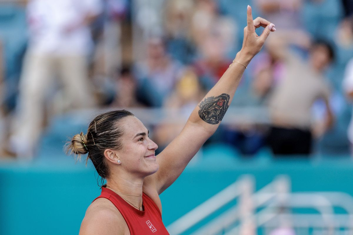 Sabalenka je nepobjediva: Za sat i po najbolja na svijetu utišala Miami i poslala zanimljivu poruku Sabalenka je nepobjediva: Za sat i po najbolja na svijetu utišala Miami i poslala zanimljivu poruku