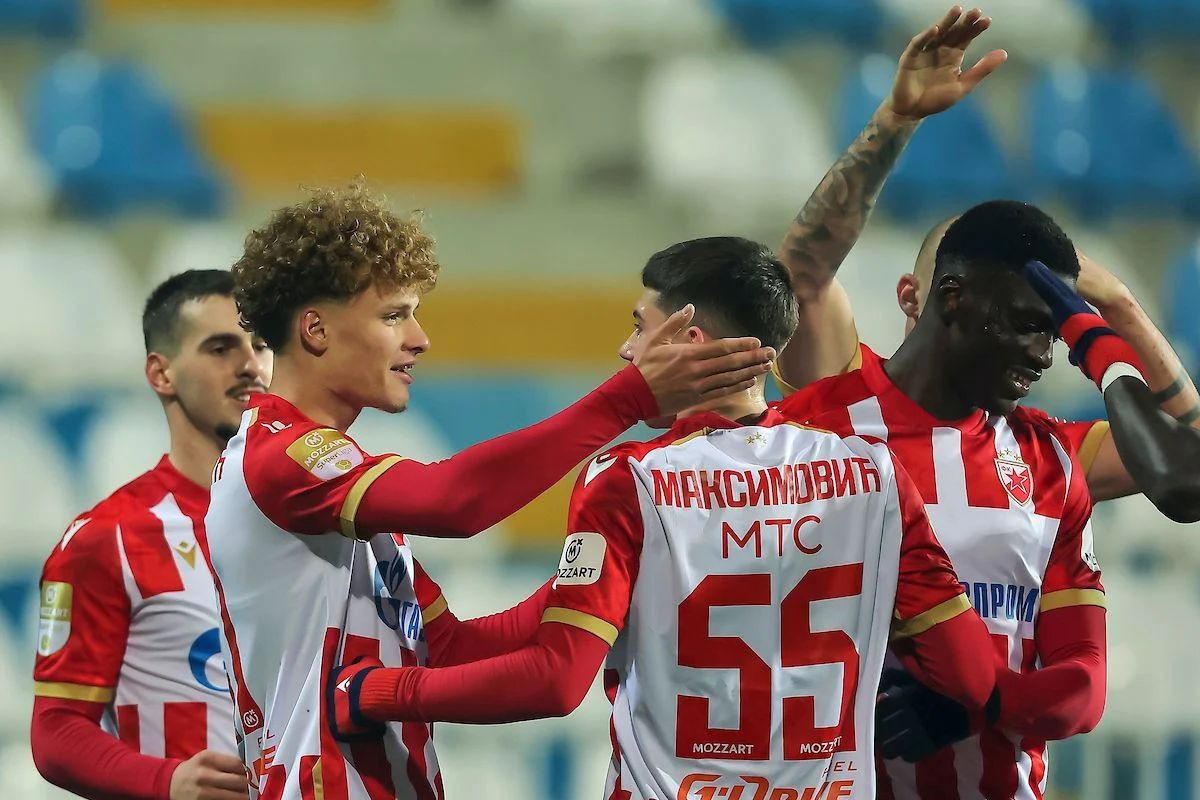 Zvezda sigurna protiv Amstettena