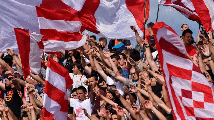 Navijači Sparte Prag podržali Delije u skandiranju Kosovu