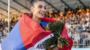 Srbija u nevjerici: Ivana Španović se povrijedila, upitan nastup na Olimpijskim igrama