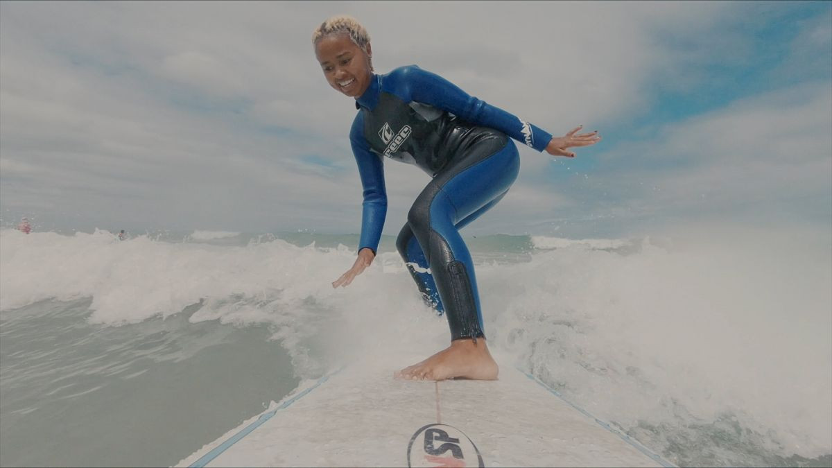Mladi iz Južne Afrike liječe traume uz pomoć surfanja
