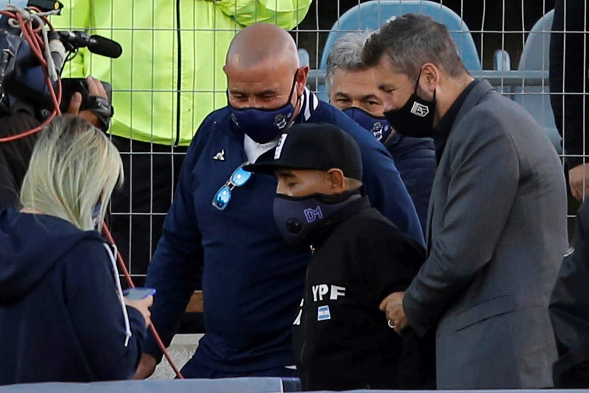 Doktor iznio nove informacije o zdravstvenom stanju Maradone: Želio je da ode...