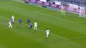 Čak je i Ronaldo slavio: Spektakularan gol Chiese u Torinu