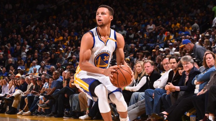 Fenomenalni Curry srušio Bryantov rekord i ispisao historiju
