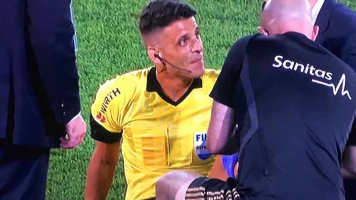 Sudiji se ukazuje pomoć, a navijači Barcelone su brutalni: Ode Realov 12. igrač...
