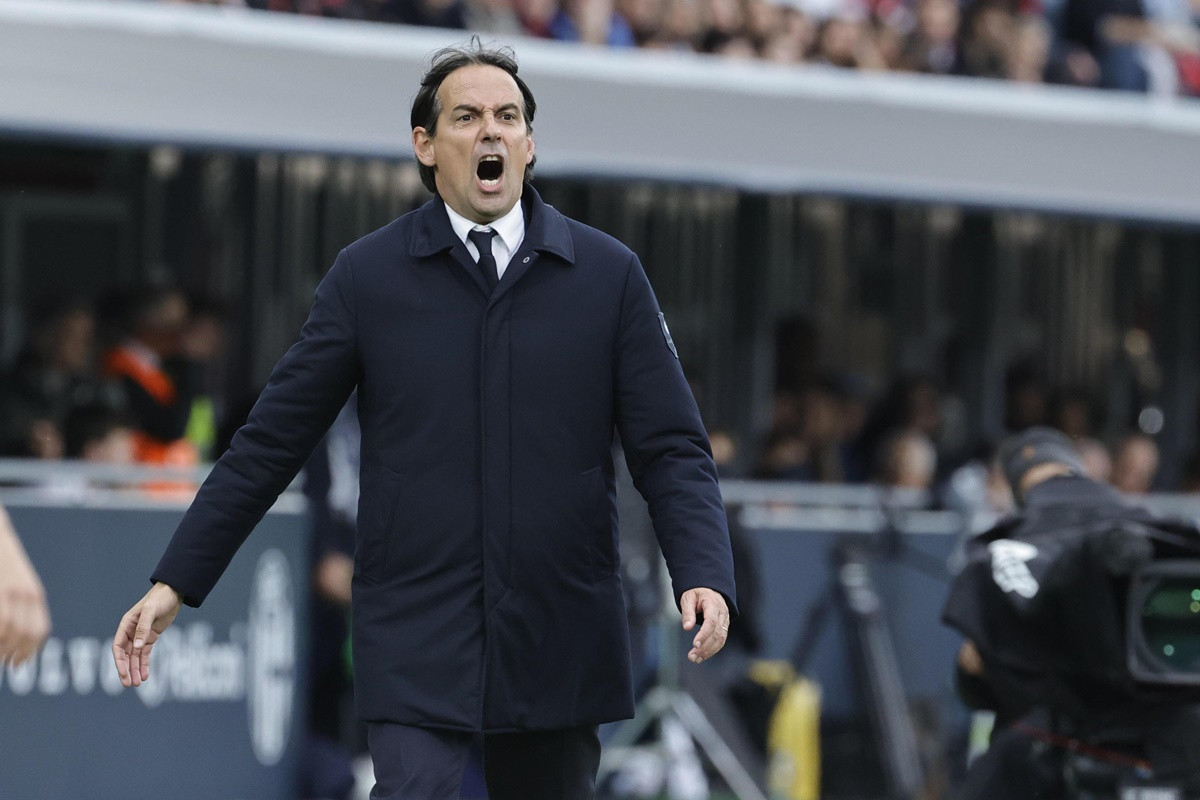 Simone Inzaghi na današnjem treningu Intera podigao glas na ekipu, razlog je kristalno jasan Simone Inzaghi na današnjem treningu Intera podigao glas na ekipu, razlog je kristalno jasan