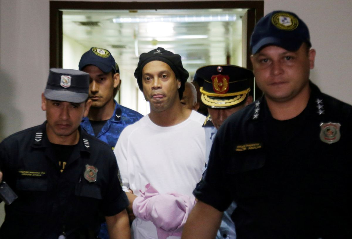 Ronaldinho saznao loše vijesti dok u kućnom pritvoru čeka suđenje