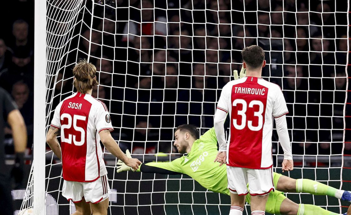 Benjamin Tahirović i Borna Sosa poniženi za sva vremena u Ajaxu, mogu početi pakovati kofere! Benjamin Tahirović i Borna Sosa poniženi za sva vremena u Ajaxu, mogu početi pakovati kofere!