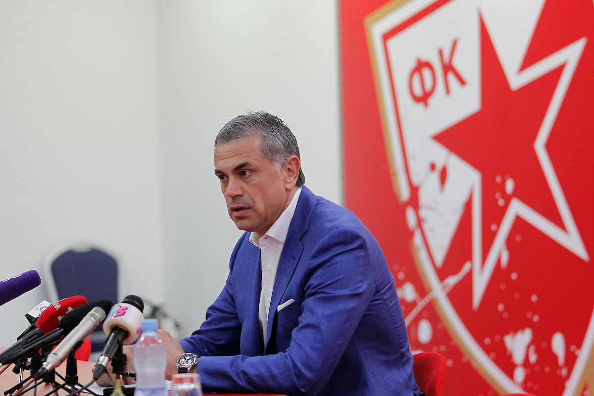 Zvezdan Terzić javno Partizanu objasnio šta ih čeka: "Tako će biti dok sam ja tu" Zvezdan Terzić javno Partizanu objasnio šta ih čeka: "Tako će biti dok sam ja tu"