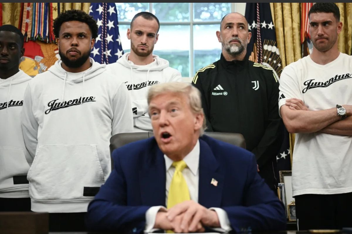 Trump spominje rat i Iran, a tik iza njega Tudor i Vlahović u nevjerici Trump spominje rat i Iran, a tik iza njega Tudor i Vlahović u nevjerici