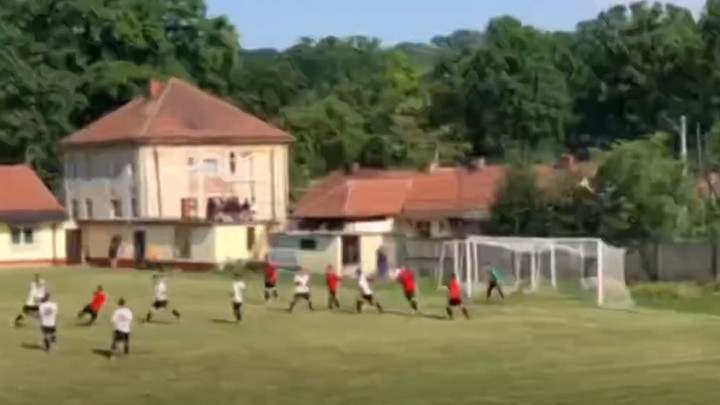 Majstorski pogodak iz voleja Predragovića za vodstvo prvog tima Slobode