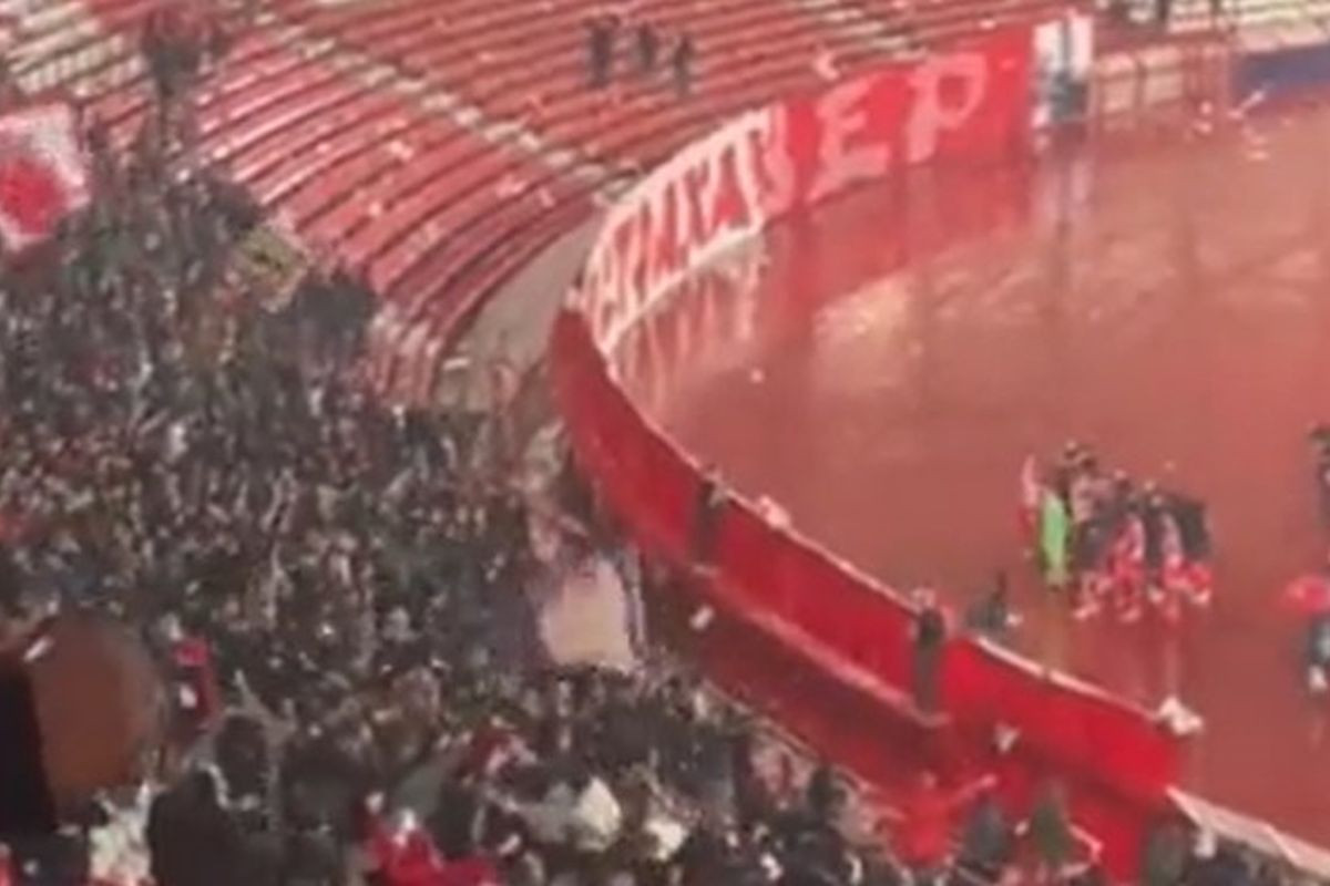 Kišna beogradska noć bila je poprilično duga za igrače FK Crvena zvezda