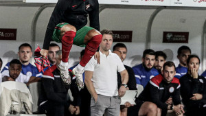 Dok je izlazio na teren selektor i igrači Luksemburga nisu mogli "skinuti oči" s njega