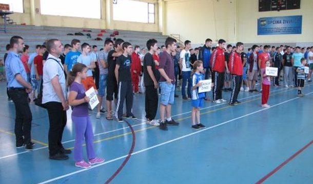 Rukometašima Izviđača titula prvaka Rukometašima Izviđača titula prvaka