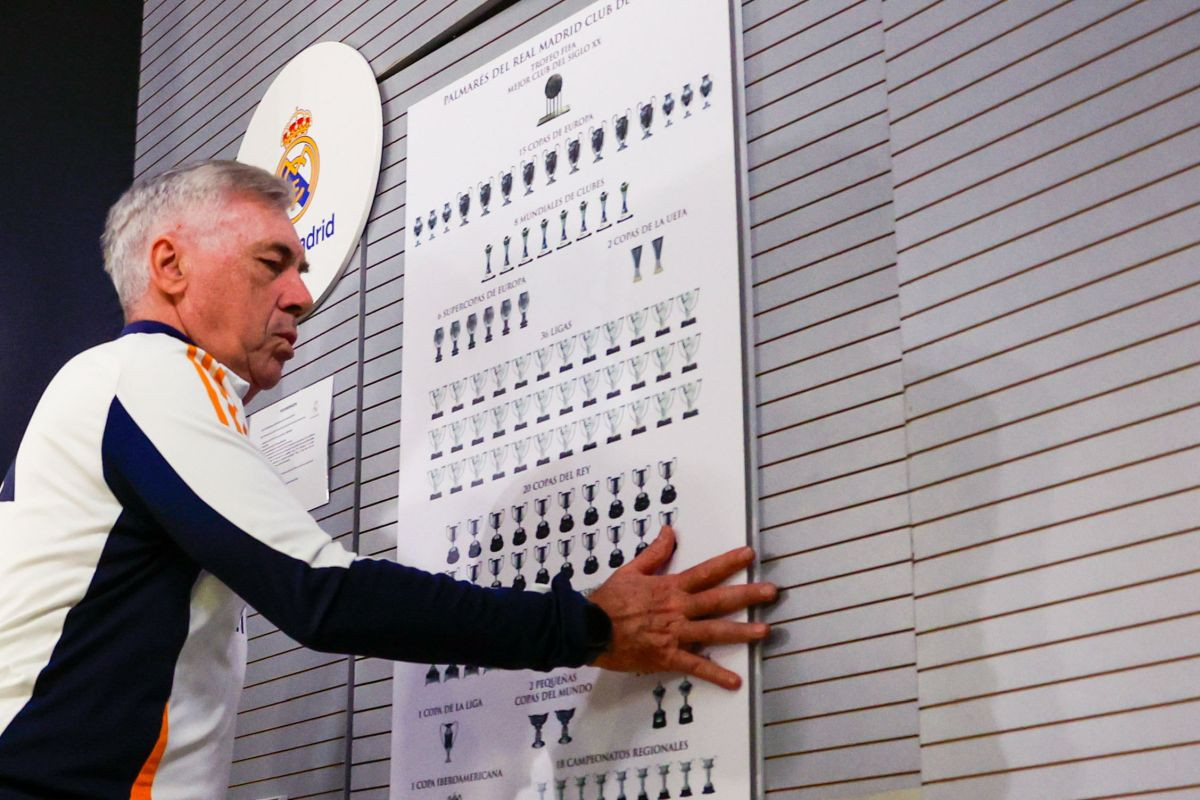 Carlo Ancelotti dobio jasan ultimatum od Reala: "Ili to ili ćeš odmah dobiti otkaz" Carlo Ancelotti dobio jasan ultimatum od Reala: "Ili to ili ćeš odmah dobiti otkaz"
