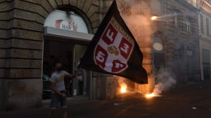Grobari blokirali centar Beograda, veliki protesti protiv FS Srbije