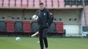 Marinović na šest stepenica od nemogućeg 