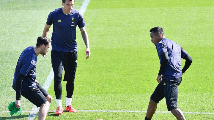 Gdje će Mandžukić? Selili su ga u Katar, Englesku, Španiju, a od danas je ponovo u Njemačkoj