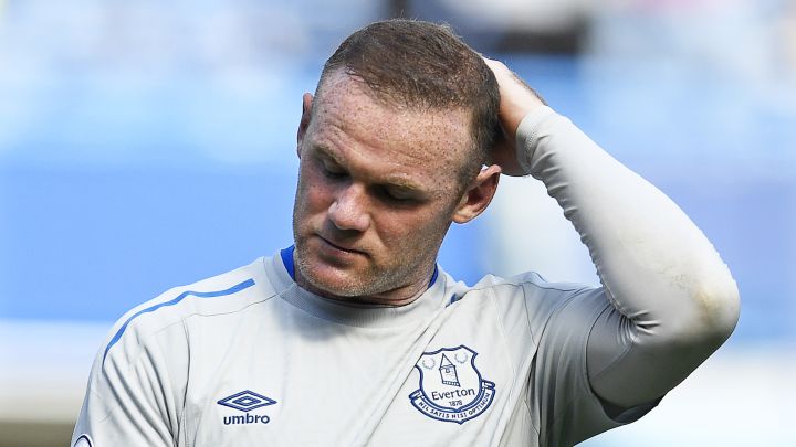 Rooney u čudnoj situaciji s kopačkama i Nikeom
