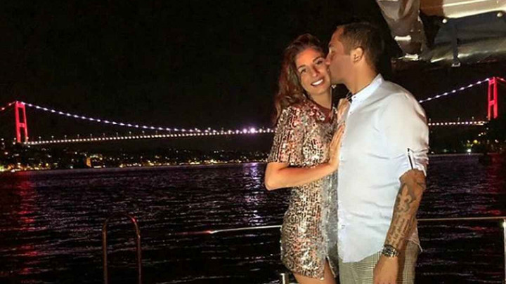 Zmaj zaprosio djevojku, javio se i Misimović: Romantičaru stari...