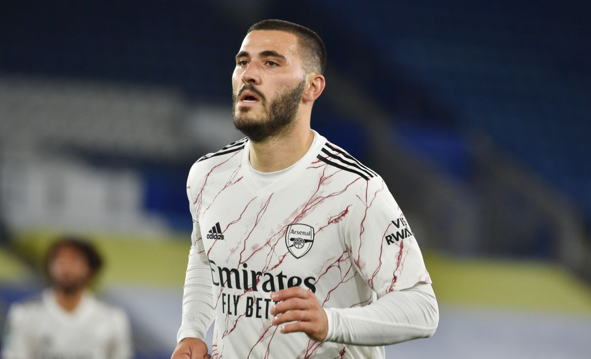 Potvrđen transfer: Sead Kolašinac napušta Arsenal i vraća se u Bundesligu Potvrđen transfer: Sead Kolašinac napušta Arsenal i vraća se u Bundesligu