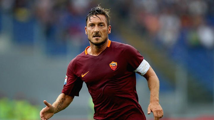 Di Francesco potvrdio: Totti ostaje u Romi