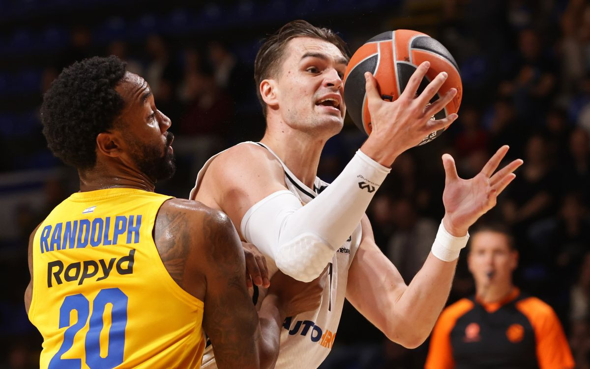 U Realu upisali pobjedu, pa doživjeli totalni raspad u Beogradu: Hezonja od junaka do tragičara U Realu upisali pobjedu, pa doživjeli totalni raspad u Beogradu: Hezonja od junaka do tragičara