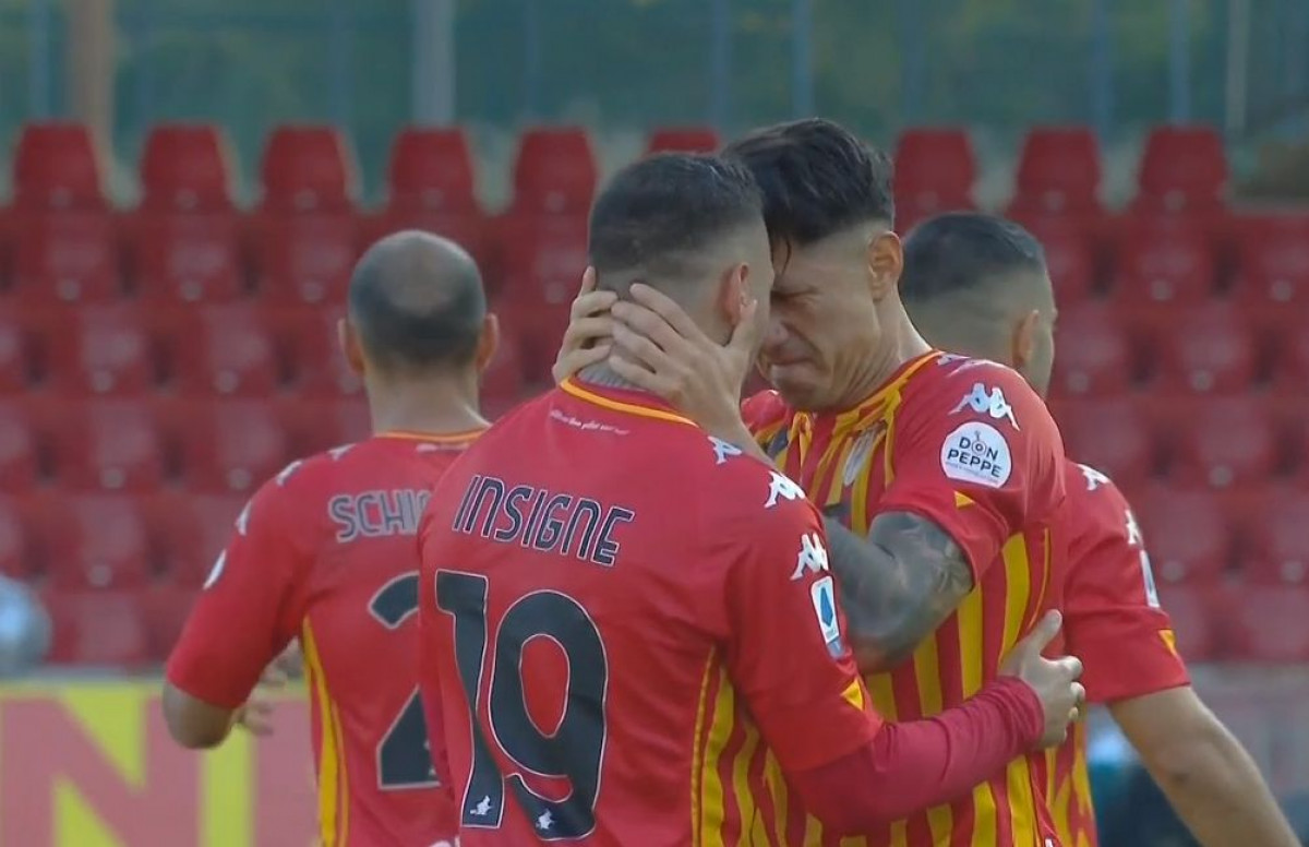 Igrač Beneventa zabio gol protiv bratovog kluba, pa na poluvremenu tražio kamere za izjavu