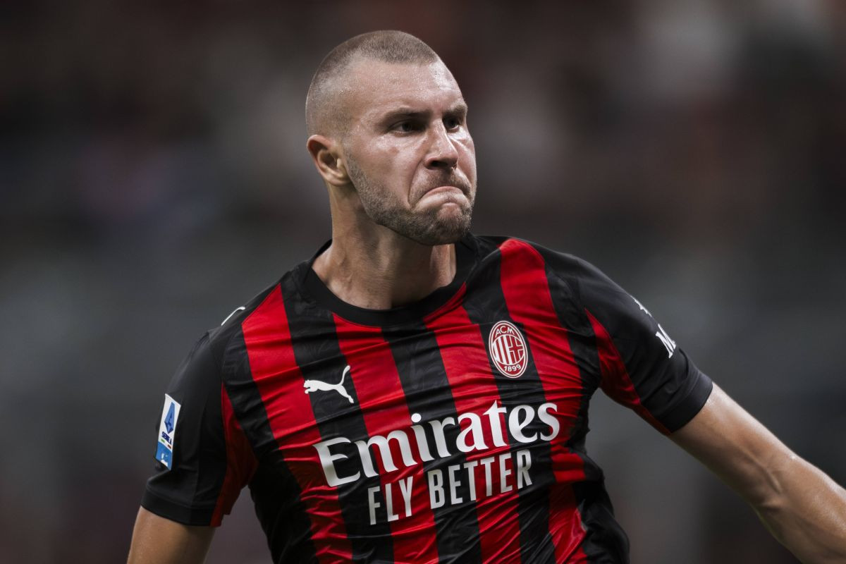 Žestoka borba sa vremenom je u toku! Strahinja Pavlović nalazi se pred šokantnim transferom! Žestoka borba sa vremenom je u toku! Strahinja Pavlović nalazi se pred šokantnim transferom!