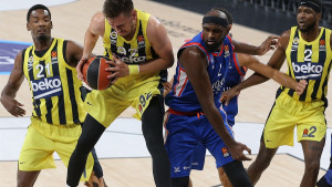 Fenerbahce bolji od Anadolu Efesa u istanbulskom derbiju
