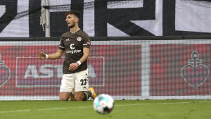Hrvatski napadač stigao u Eintracht, pa poručio: "Ibrahimović i Mandžukić, miks njih dvojice"