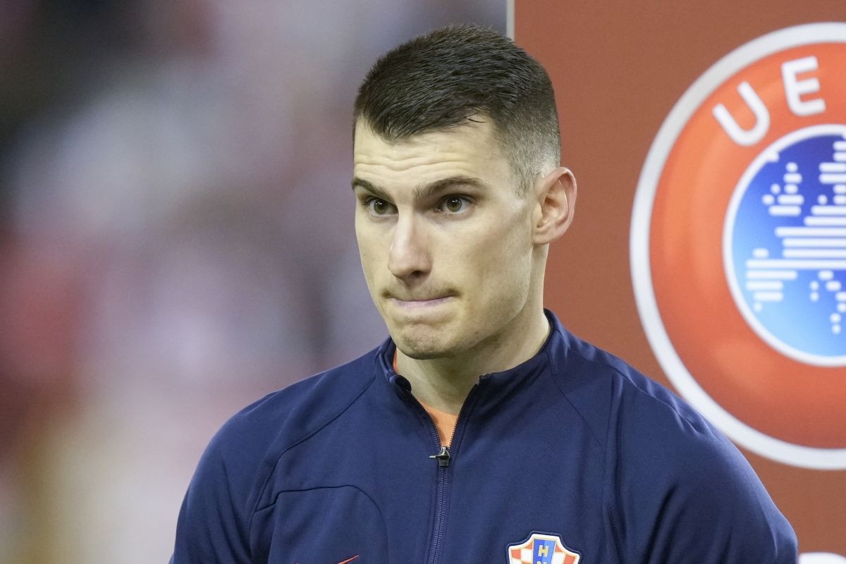 Imaju para: Dominik Livaković je s nevjericom na licu dočekao ponudu iz Engleske Imaju para: Dominik Livaković je s nevjericom na licu dočekao ponudu iz Engleske