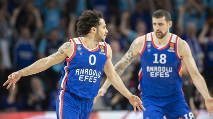 Efes upisao novu pobjedu i došao na korak do finala prvenstva