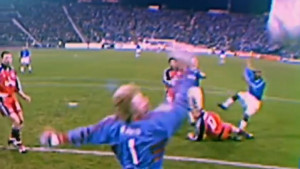 UEFA se prisjetila jedne od najboljih odbrana ikad: Nikome nije jasno kako je Kahn ovo odbranio