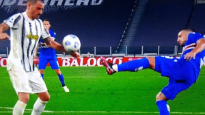 Nova pravila u Italiji: Bonuccijevo igranje rukom nije penal!