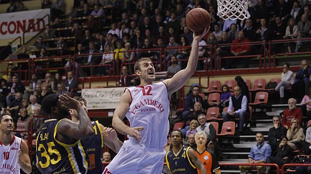 Double-double Todića u novoj pobjedi Brindisija