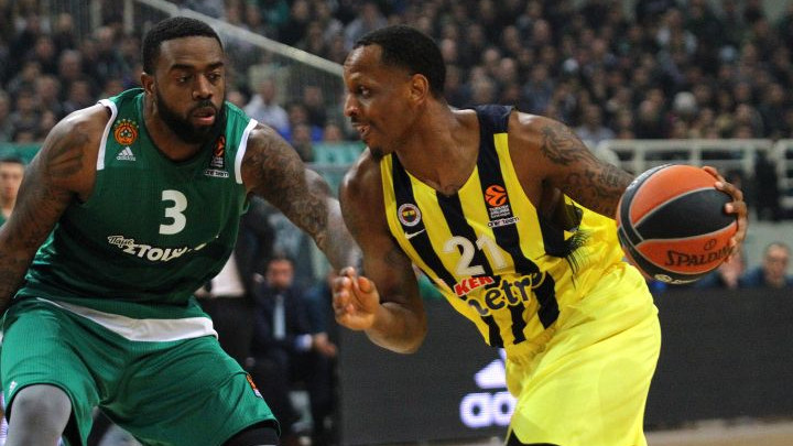 James Nunnally postigao dogovor sa Armanijem
