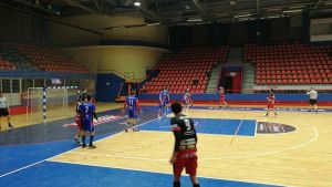 Borac lako protiv Sloge 