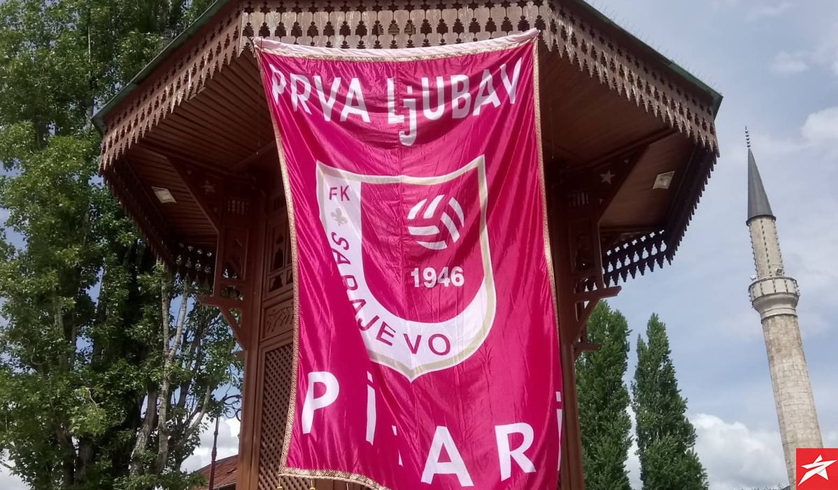 Baščaršija u znaku FK Sarajevo: Bordo dio grada spreman za veliku proslavu