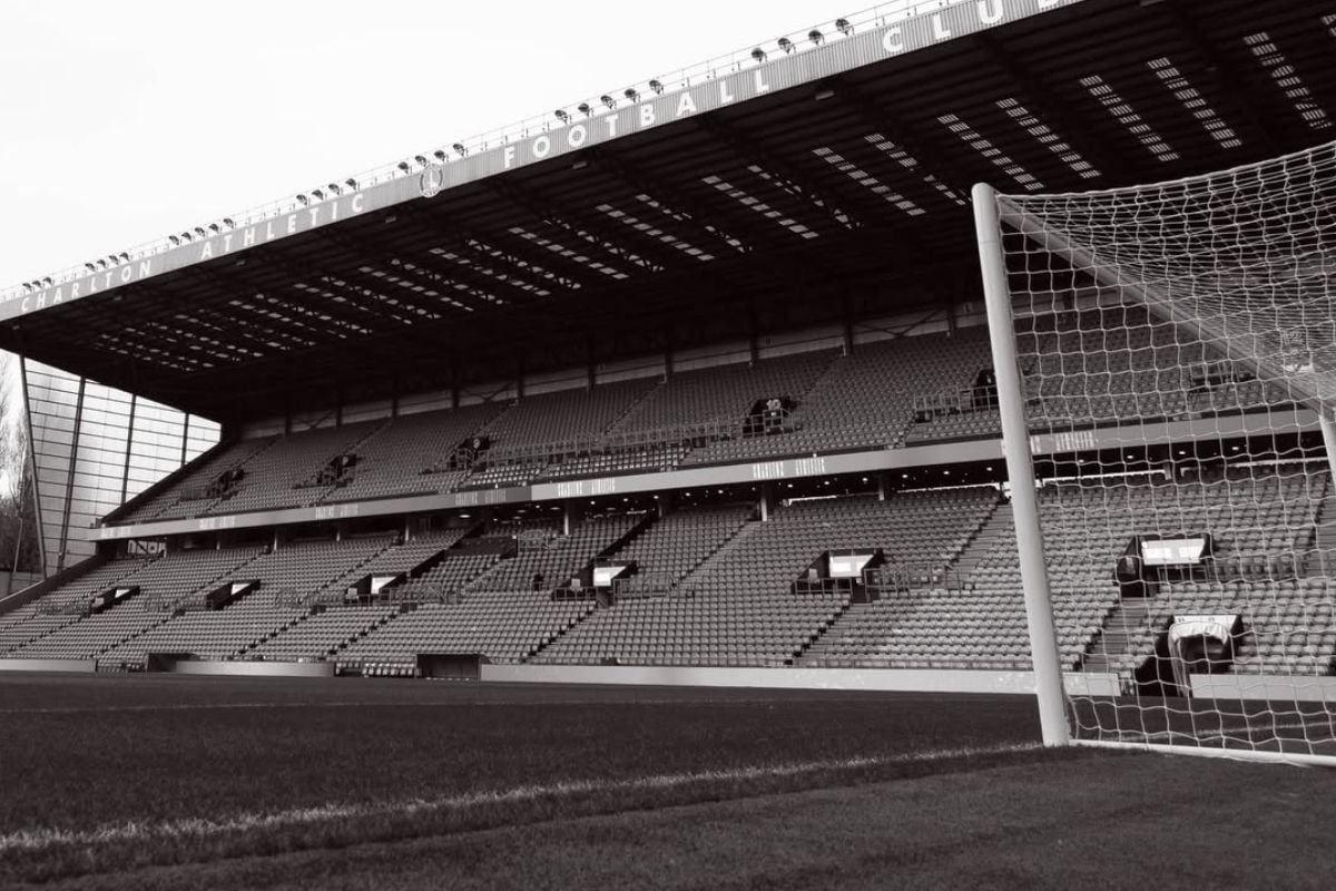 Crni dan u Championshipu: Navijač kolabirao i preminuo na meču Charltona