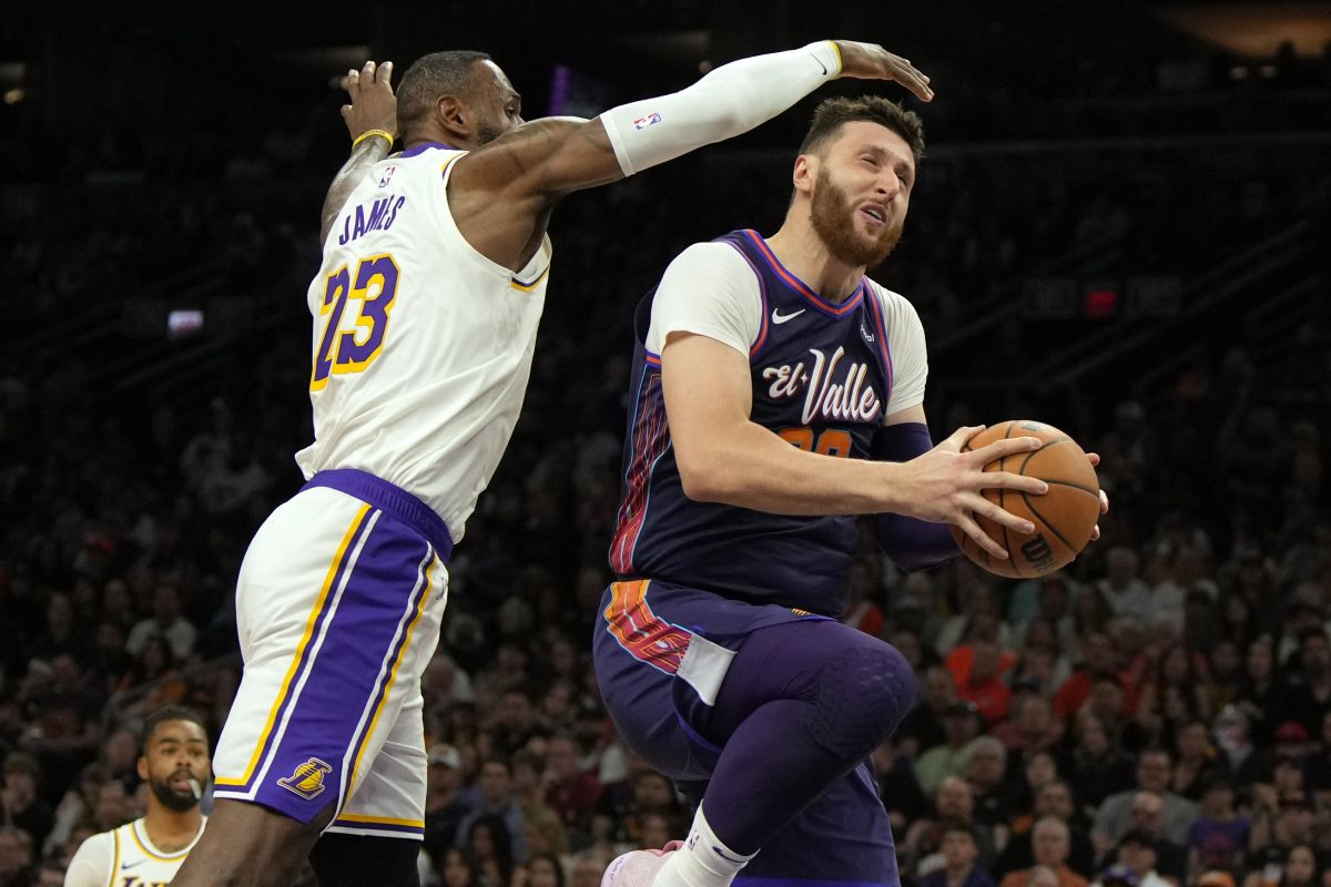 Jusuf Nurkić u spektakularnom tradeu ide kod LeBrona Jamesa u La Lakerse?